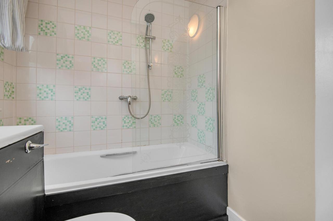 Edinburgh City Center Coady Apartment Sleeps 5 Free Car Park Space Buitenkant foto