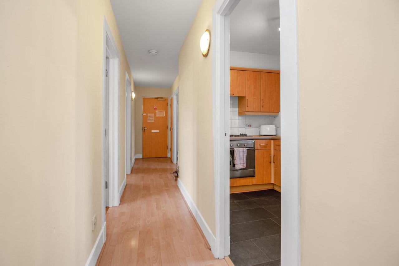 Edinburgh City Center Coady Apartment Sleeps 5 Free Car Park Space Buitenkant foto