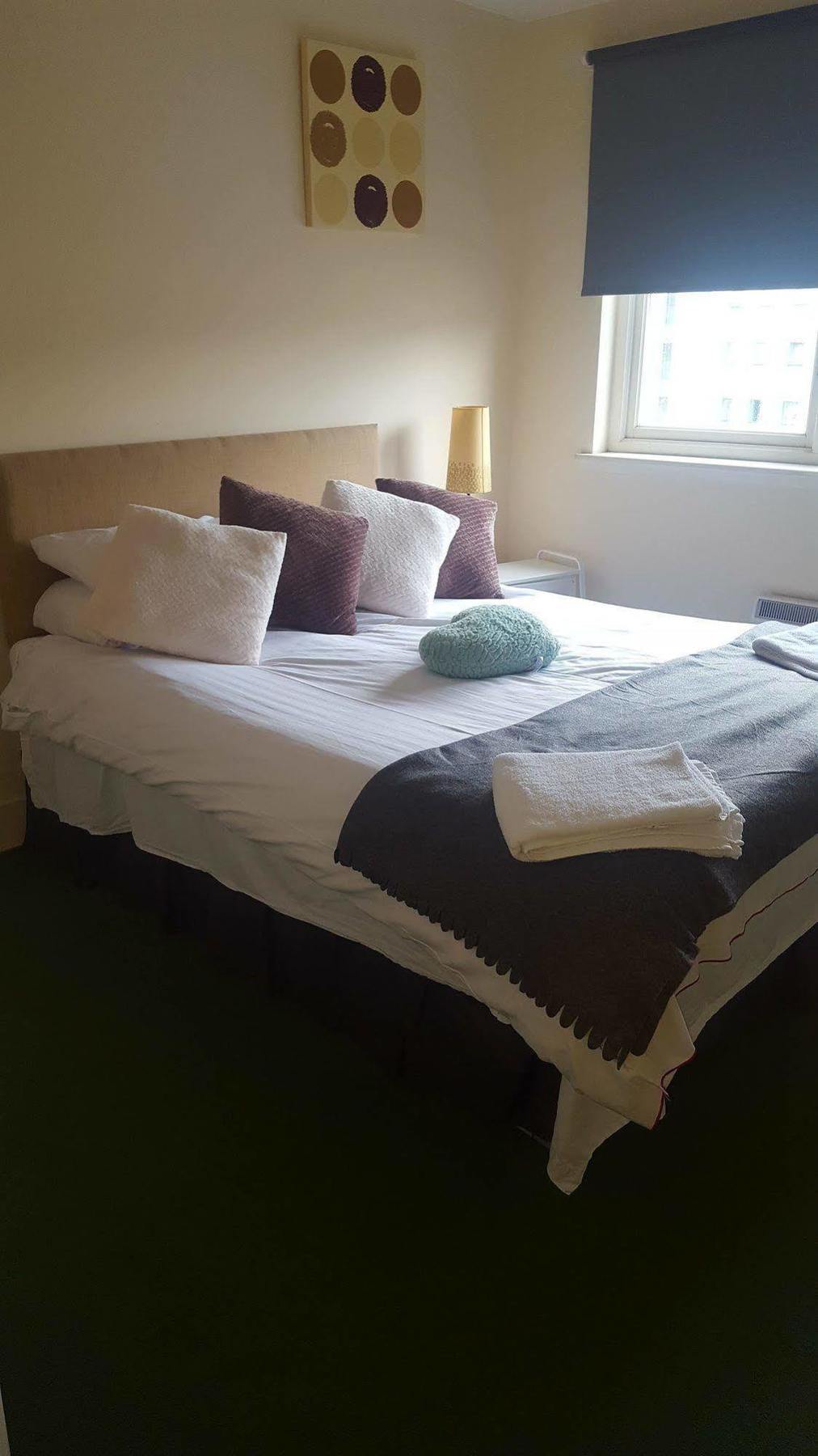 Edinburgh City Center Coady Apartment Sleeps 5 Free Car Park Space Buitenkant foto