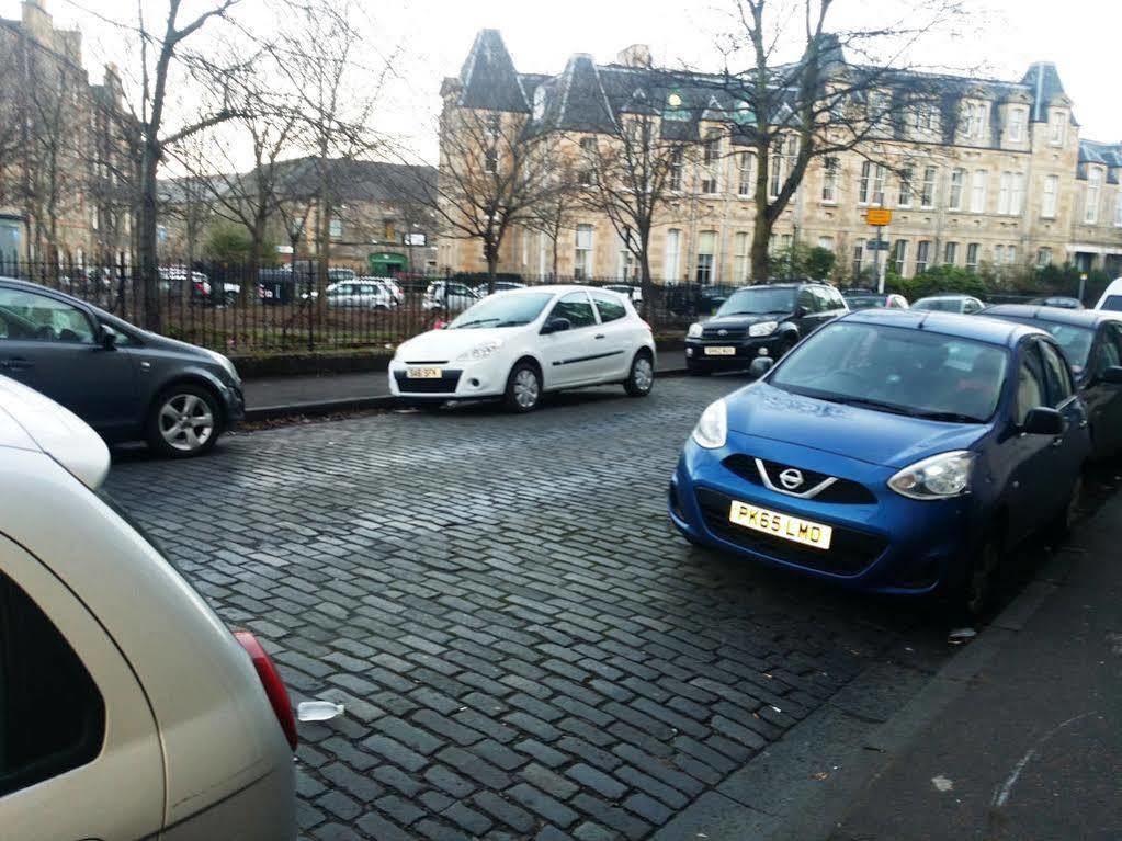 Edinburgh City Center Coady Apartment Sleeps 5 Free Car Park Space Buitenkant foto